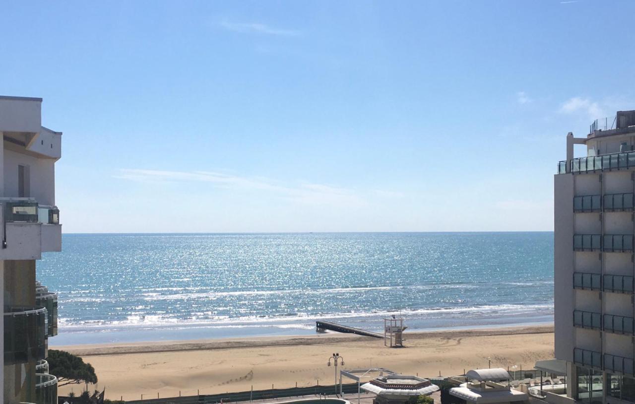 Hotel Colorado Lido di Jesolo Exterior photo